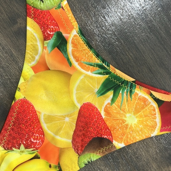FRUITY BIKINI BOTTOM - Picture 3 of 7